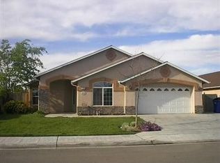 5494 W Holland Ave, Fresno, CA 93722
