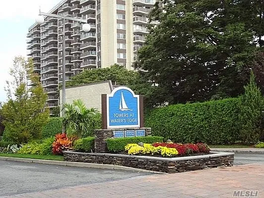 Sold by Century 21 Bay Benjamin | media 12