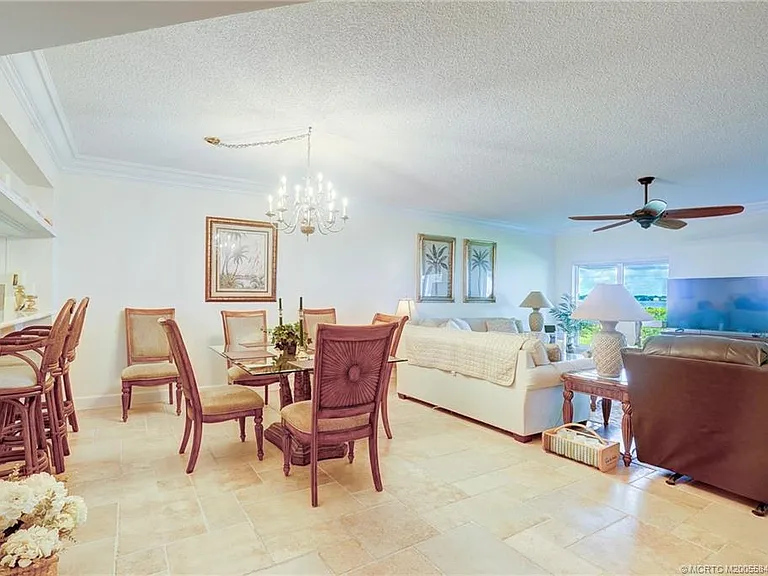 184 NE Edgewater Dr #1001 — Photo 32