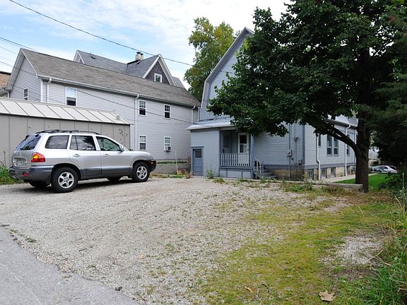 5th image of 2921 N Bartlett Ave