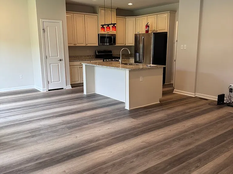 2026 Connecticut Ln — Photo 10
