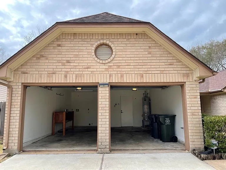 2910 Pioneer Pass — Photo 32