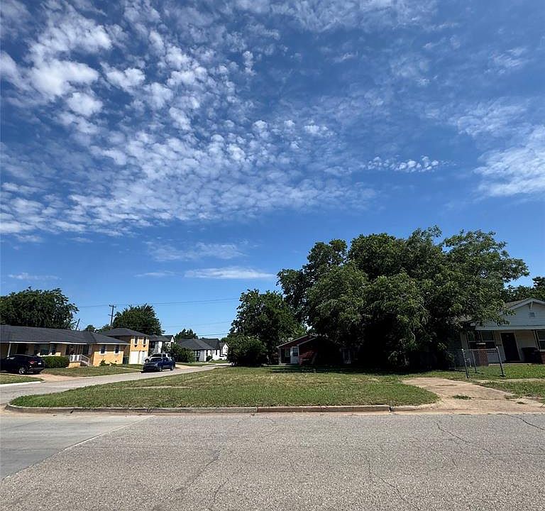 1st image of 1633 NW 28th St Lot 19 & 20