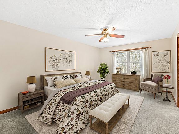 3rd image of 6552 Crystal Springs Dr