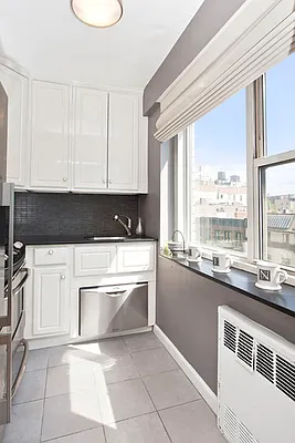 Sold by Ann Weintraub, Ltd. | media 12