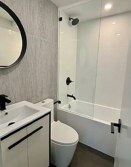 129 Cornelia St #1 — Photo 5