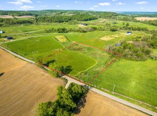 1476 Seven Hills Rd NE, Nashport, OH 43830