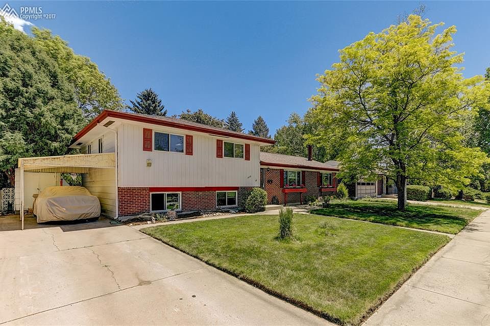 Welcome to 1939 Warwick Lane.  You will also be impressed with the large back ya