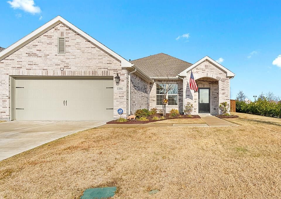 1st image of 1596 Seminole Dr