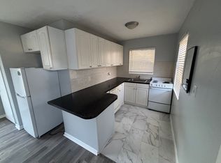 1605 16th St N #2A, Saint Petersburg, FL 33704