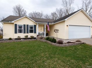2310 Chestnut Ln, Burton, MI 48519