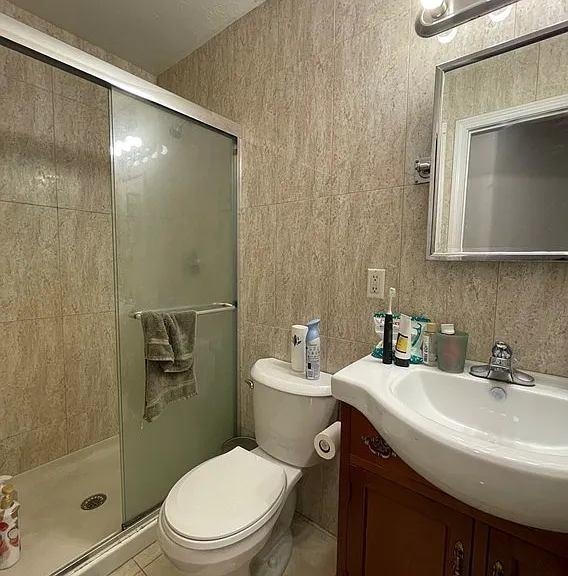 191 Winthrop Rd #1A — Photo 7