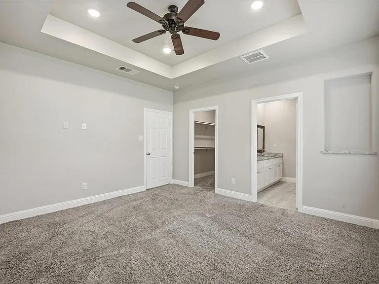 4404 Harris St — Photo 12