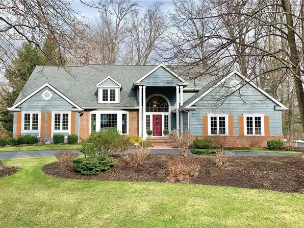853 Hardwood Ct, Gates Mills, OH 44040