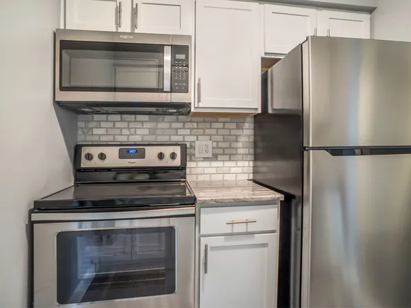 33302 Kingslane Ct, 33302 Kingslane Ct APT 1, Farmington, MI 48336