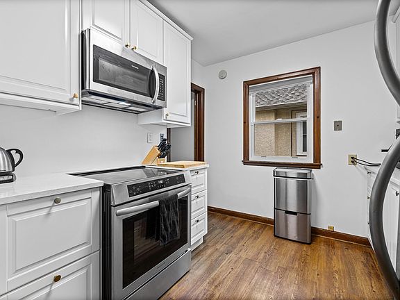 2nd image of 3528 40th Ave S