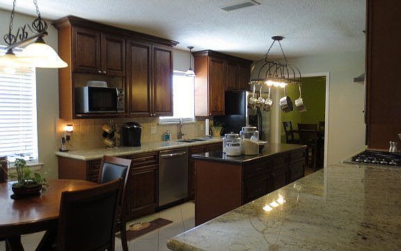 4th image of 2810 Round Tower Ln