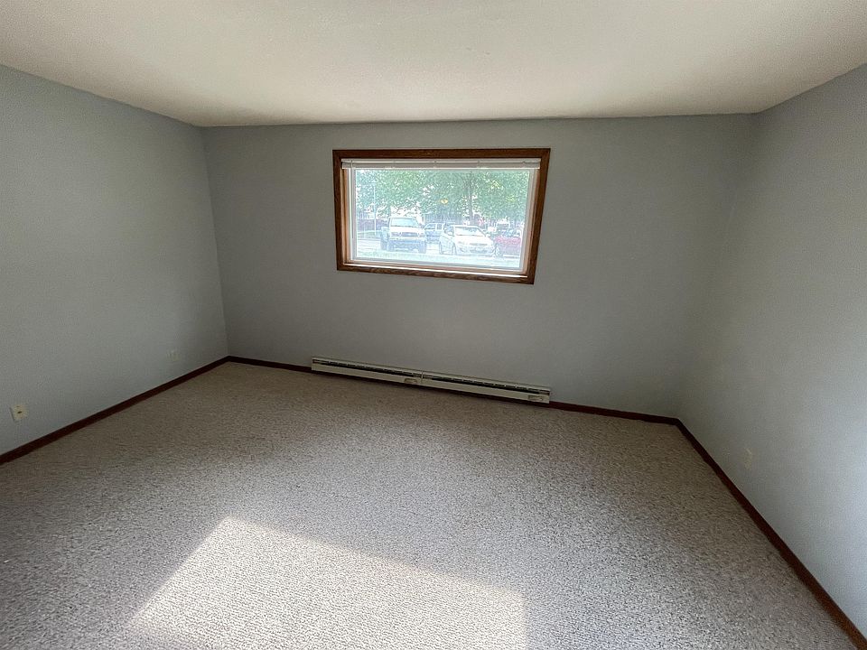 1st image of 243 N 1st St APT 5