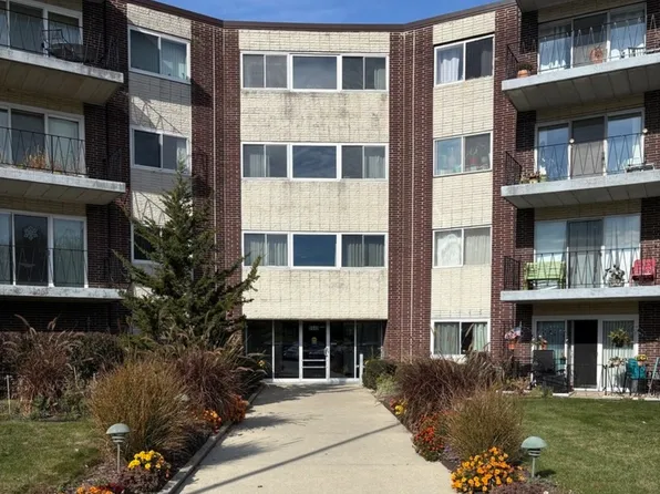 (undisclosed Address), Downers Grove, IL 60515