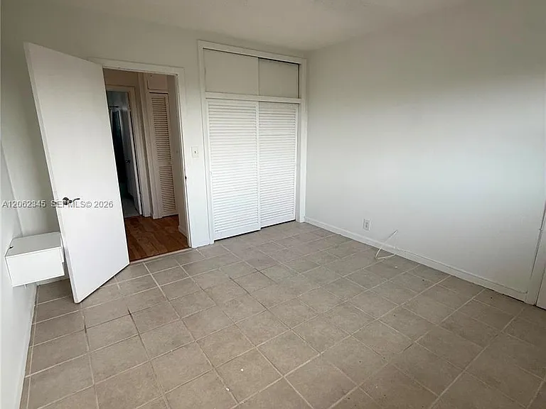 1021 Crystal Lake Dr #304 — Photo 11