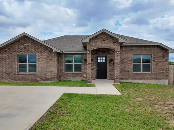 3485 Nicole St, Eagle Pass, TX 78852