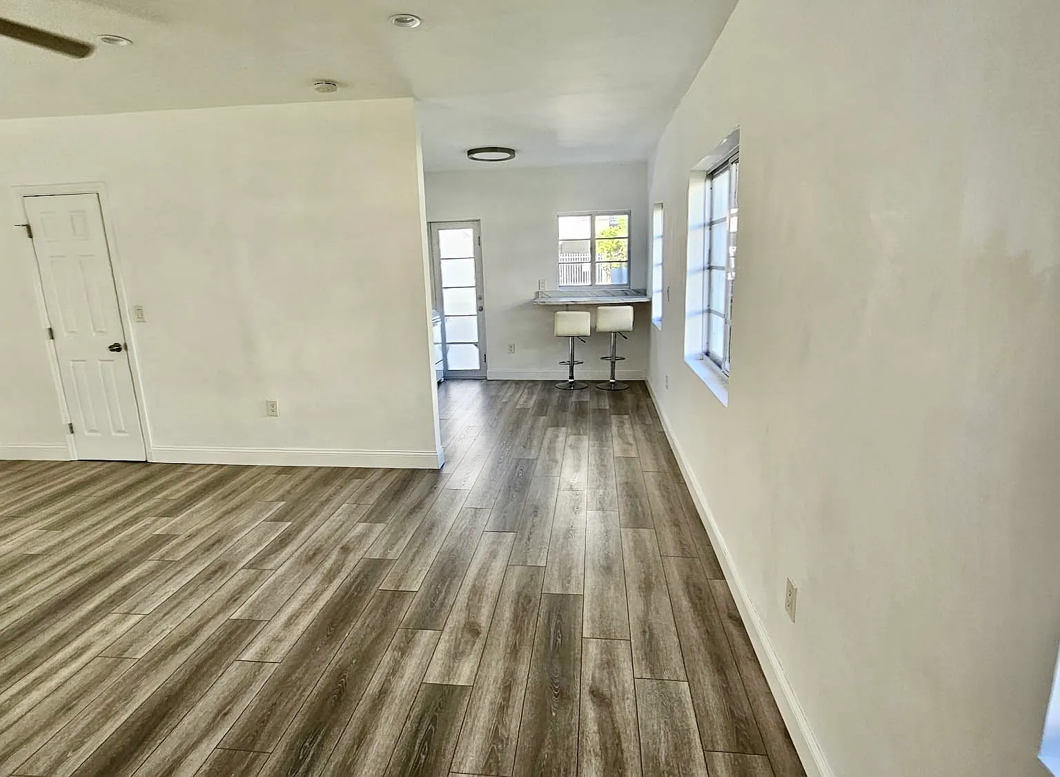 Studio, 466 sqft, $1,550 — Photo 4
