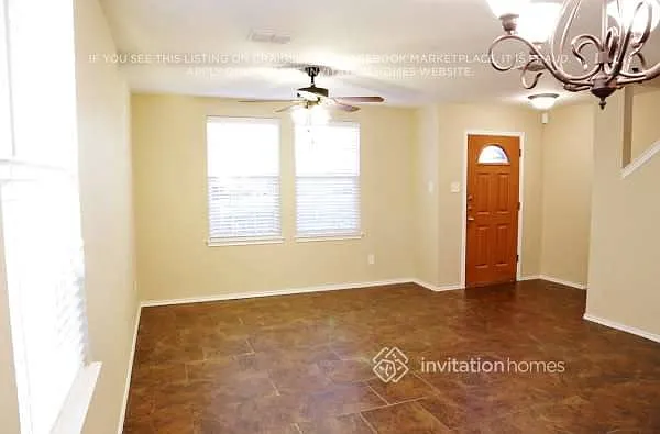 809 Cathy Dr — Photo 2