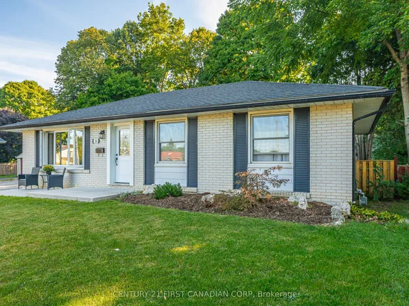 384 Briarhill Ave, London, ON N5Y 1N9