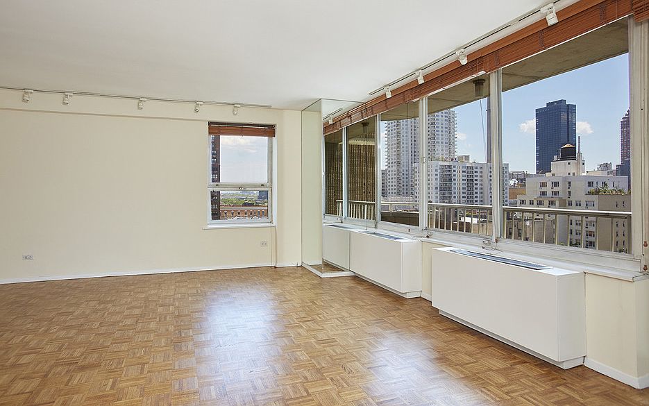 1st image of 404 E 79th St APT 9G