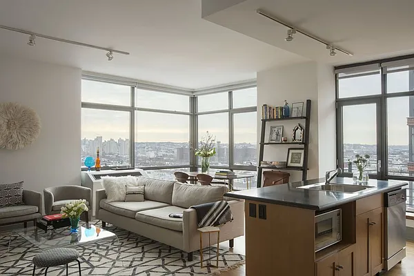 Rented by Two Trees | media 8