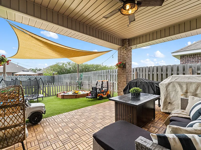 1701 Waterford Sound Blvd — Photo 30