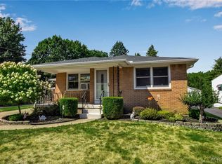 442 Rowley Rd, Depew, NY 14043