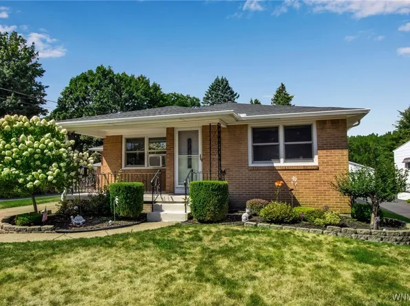 442 Rowley Rd, Depew, NY 14043