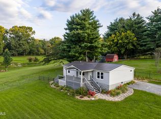 520 Hales Chapel Rd, Gray, TN 37615