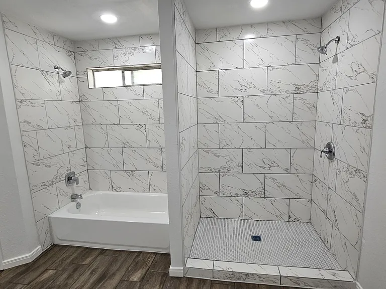 11811 Gardenglen Dr #1 — Photo 6
