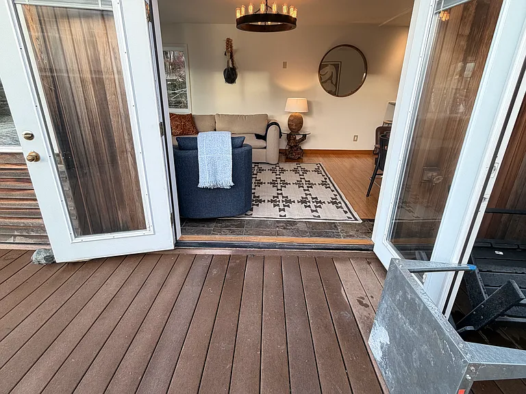 1409 NE Boat St #2 — Photo 15