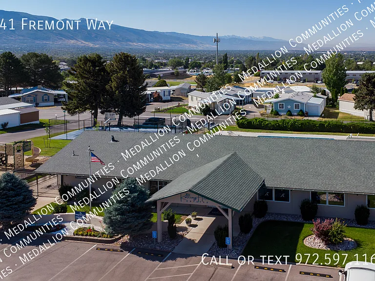 241 Fremont Way — Photo 7