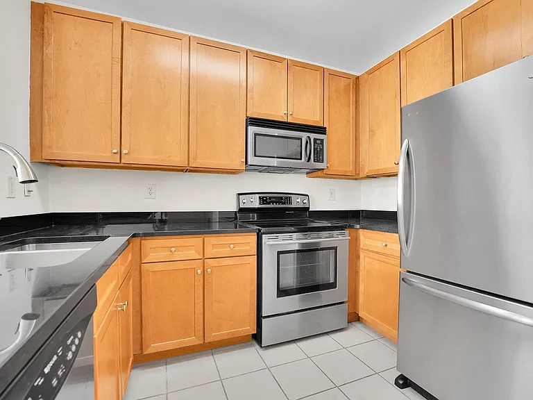 26 Avenue At Port Imperial #438 — Photo 11