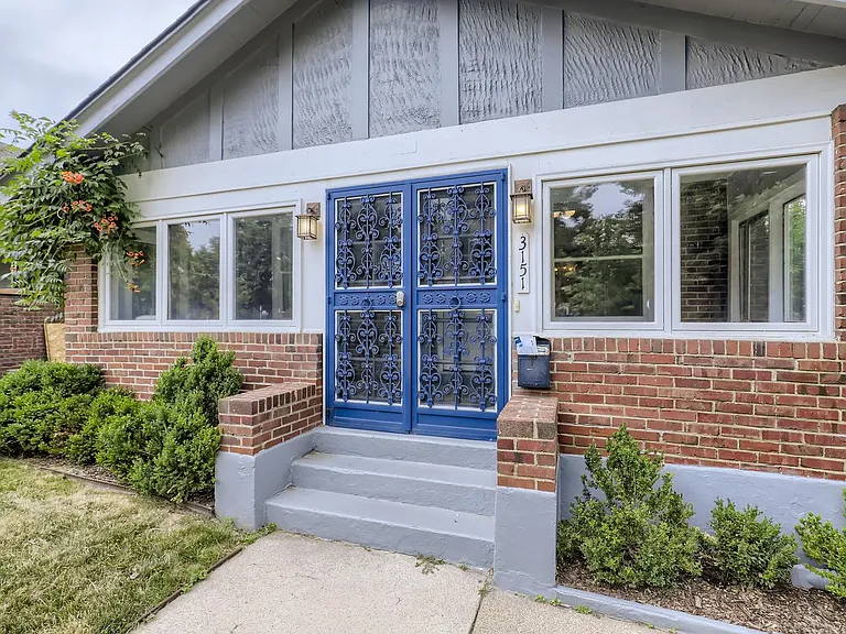 3151 W 36th Ave — Photo 2