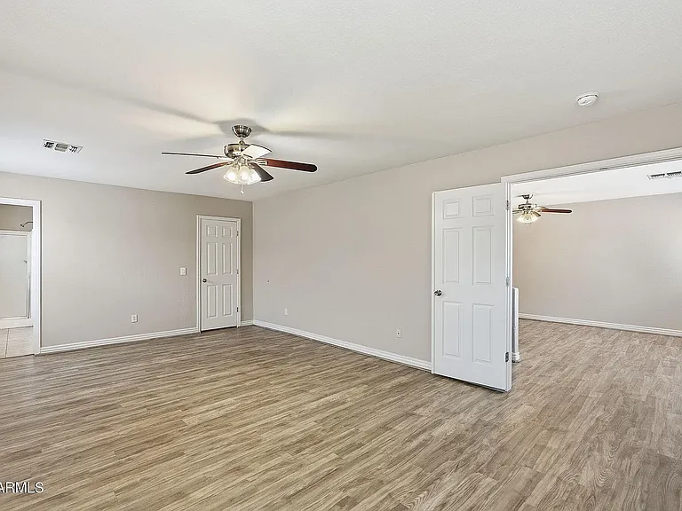 422 W Redwood Dr — Photo 6