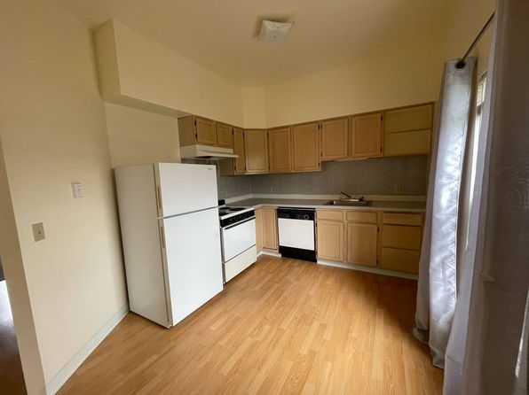 312 N 1st St #2