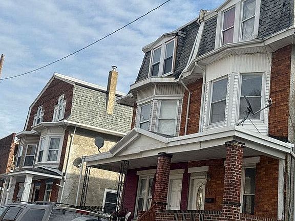 2nd image of 18 W Pomona St