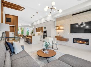 2380 Marine Dr, West Vancouver, BC