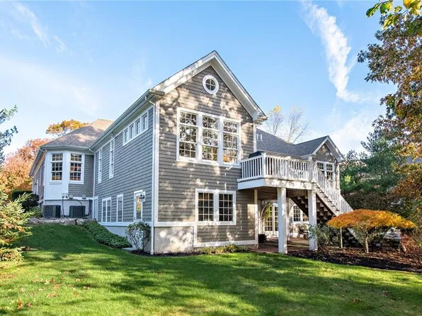 11 Kettle Close St, Westerly, RI 02891