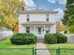 421 West St, Howell, MI 48843