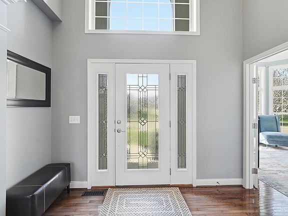 4th image of 7129 Woodberry Dr