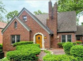 4823 Pleasant St, Des Moines, IA 50312