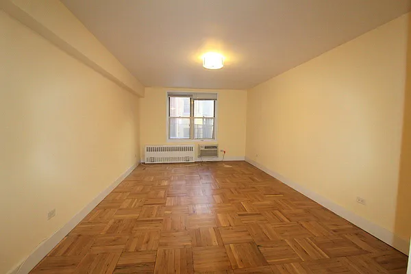 Rented by Bruma Realty LLC | media 22