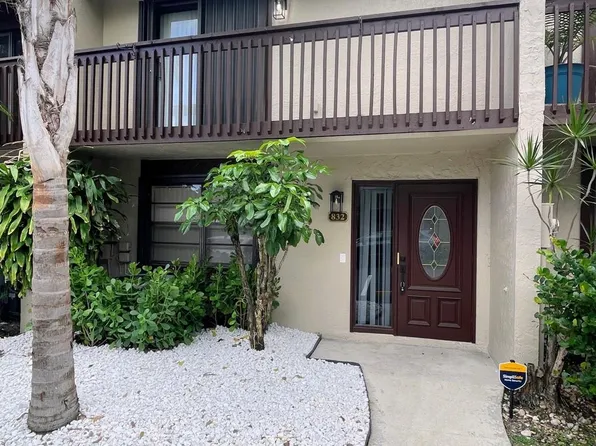 832 NW 47th Street, Deerfield Beach, FL 33064