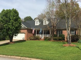203 Chetsworth Ln, Greenville, SC 29607
